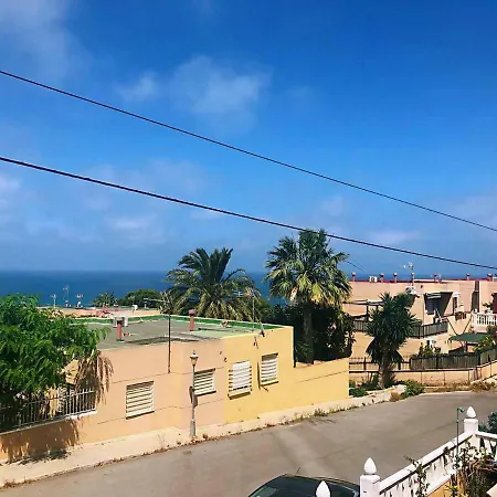 Sea View House Hébergement de vacances *