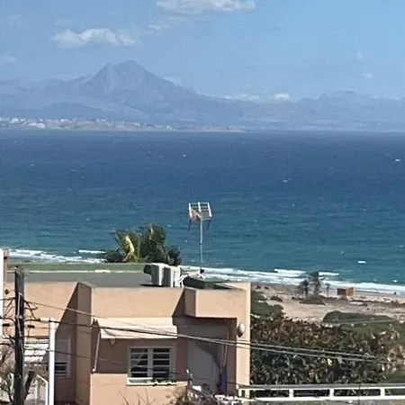 Sea View House Ferienhaus *