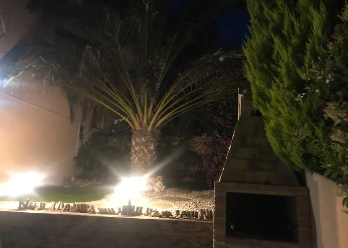 Sea View House
